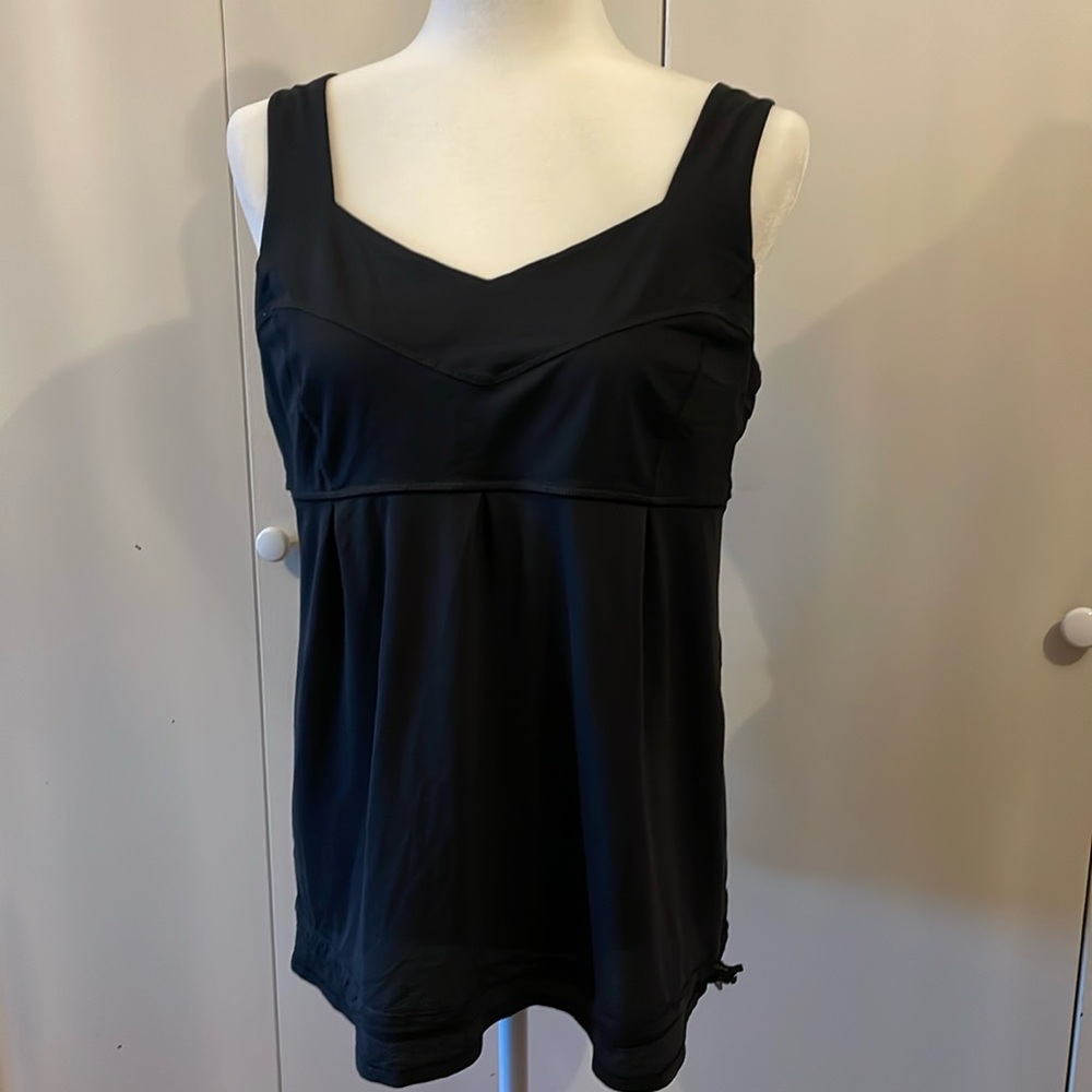 Lulu Lemon Black Tame Me Tank size 12